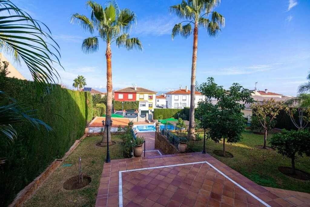 Lujosa Villa En Alhaurin De La Torre 7 Dormitorios Esterno foto